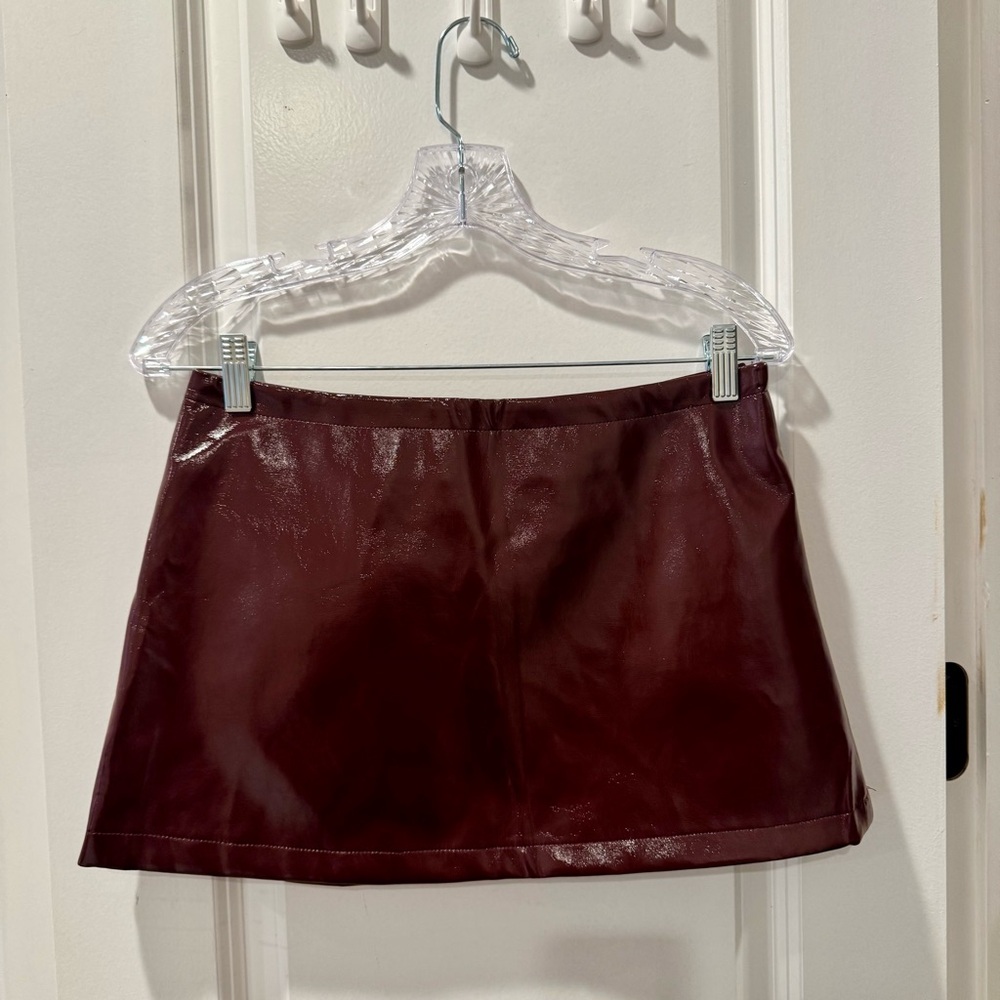 Elegant Burgundy Mini Skirt